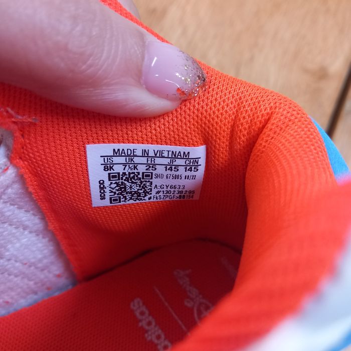 Маратонки adidas Disney 25