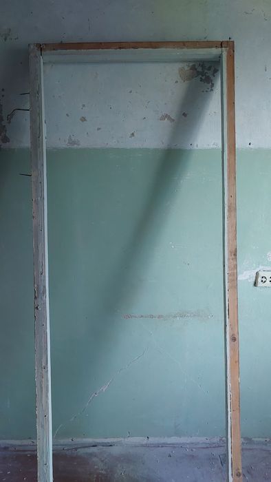 Продам косяк дверной деревянный