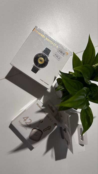 Huawei Watch GT 6 Black + подарък безжични слушалки