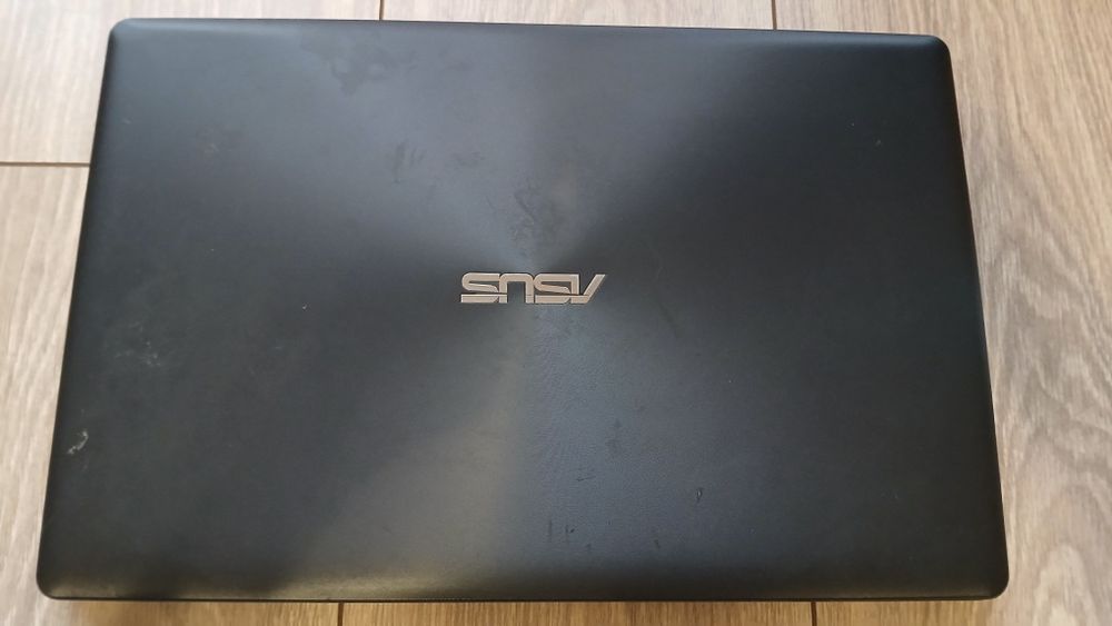 Лаптоп Asus K53S