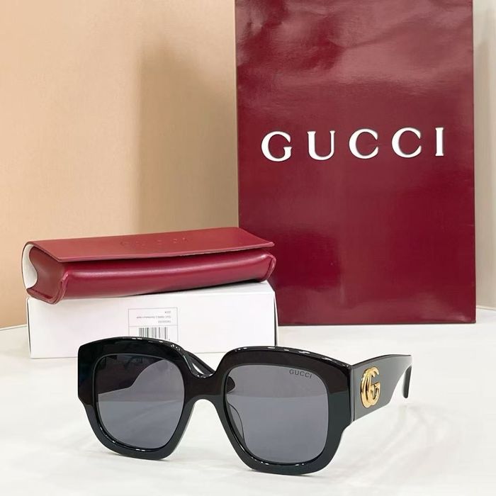 Очки gucci ( премиум исполнение 1:1)