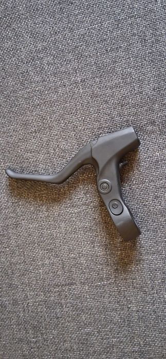 Продавам задна и предна спирачка шимано  лосче и машинка