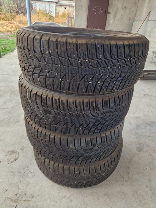 Triangle 215/55/17 зимний