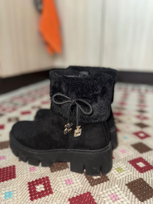 Чисто нови боти 38 номер