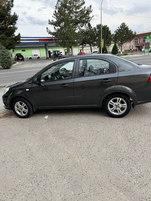 Продаю Шевроле Нексия 3