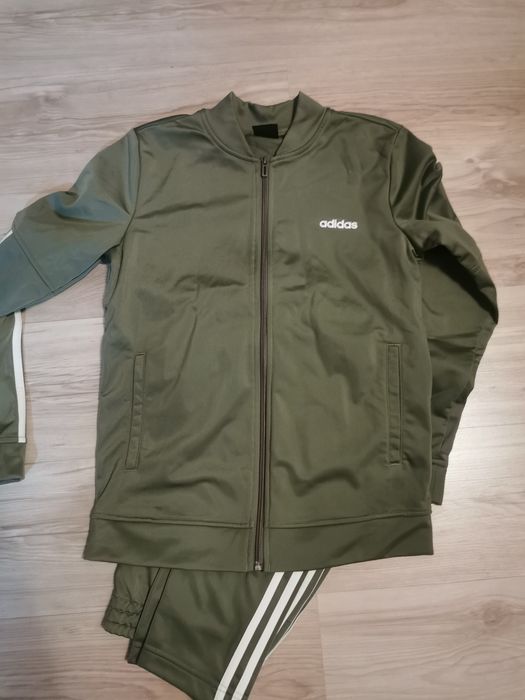 Чисто нов анцуг екип  adidas