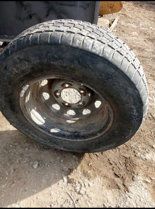 Продам запаску на Уаз