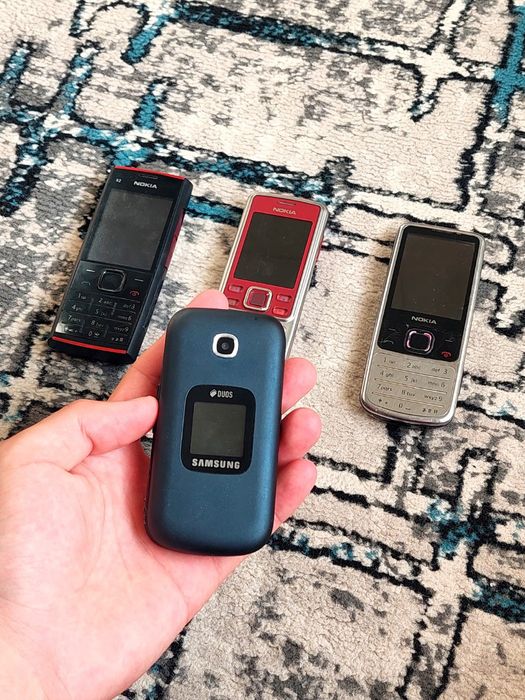 Nokia telefon sotiladi Retro madella