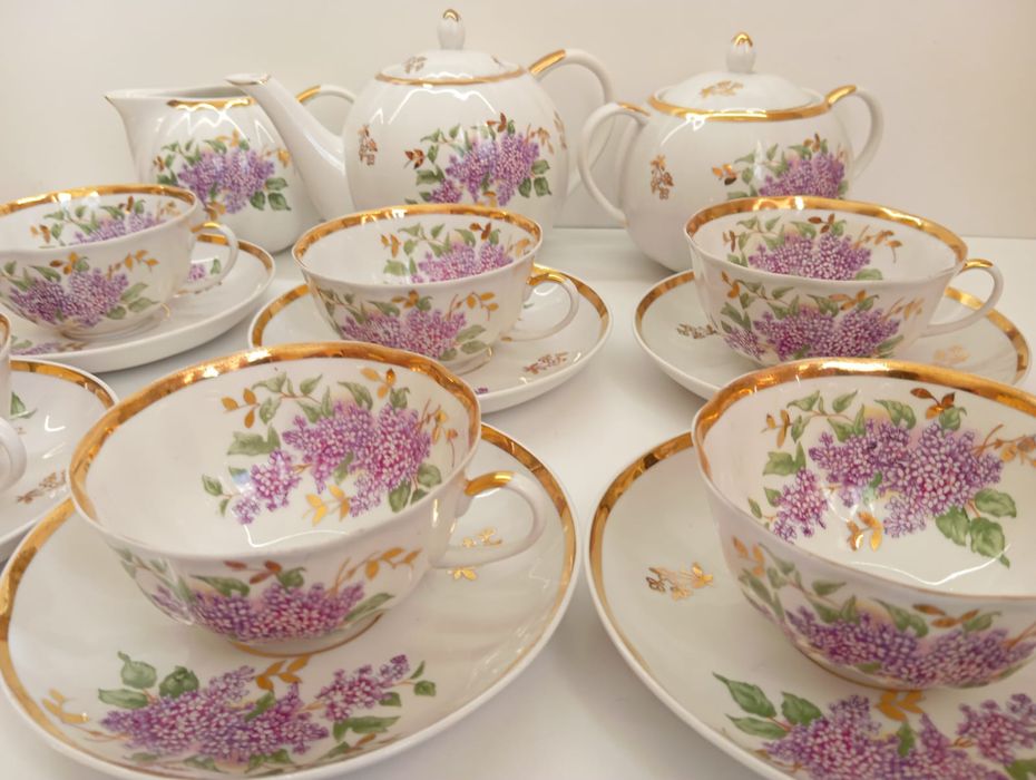 Руски порцелан. Сервиз .