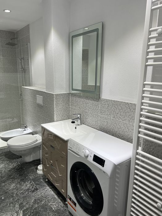 Inchirez apartament!!