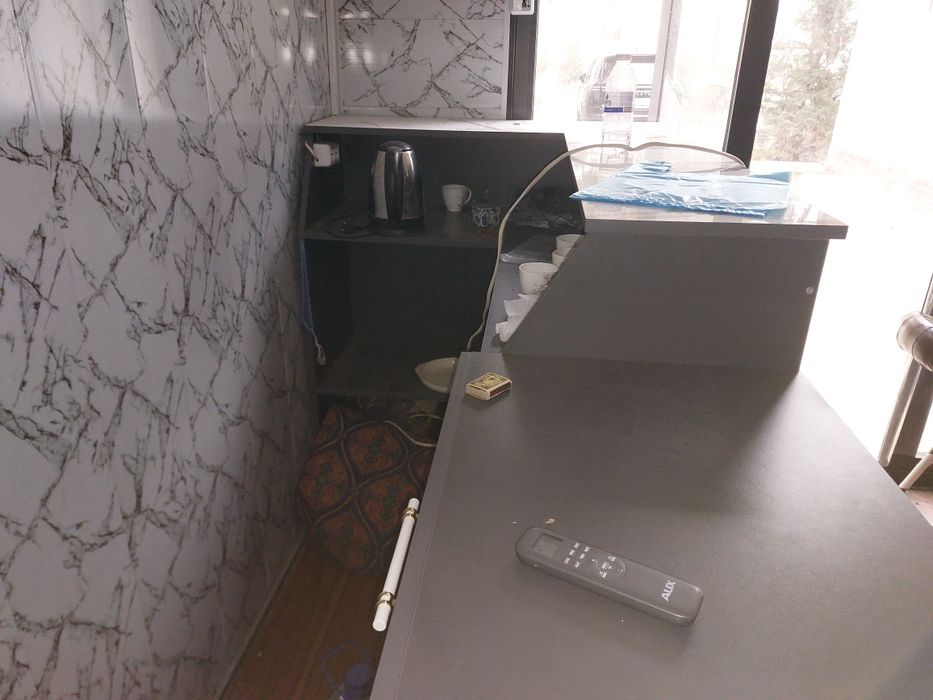 Koʻchma doʻkon sotiladi