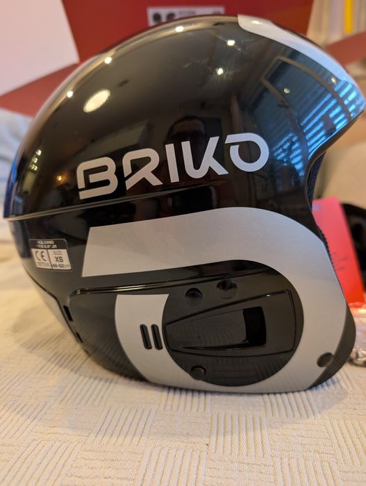 Детска състезателна ски каска BRIKO VULCANO FIS 6.8 JR [НОВА]