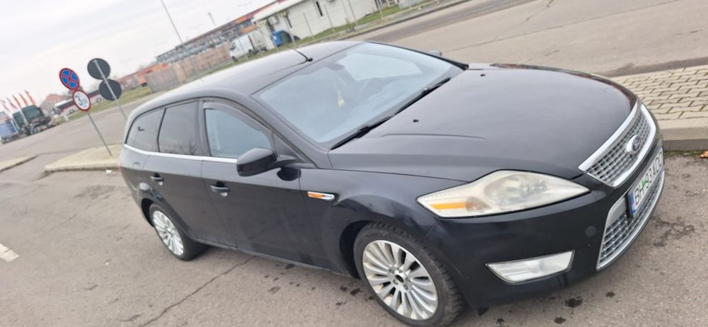 Ford Mondeo,an 2007,2 litri diesel,dublu climatronic,încalzire scaune,