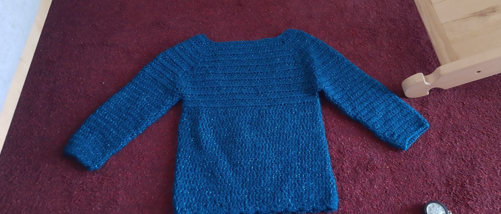 Bluza fetițe 2 -4 ani împletită manual