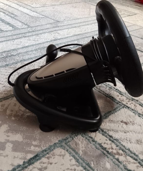 Игровой руль  SVEN GC-700