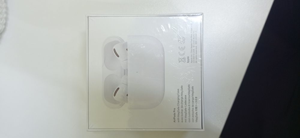 продам срочно Airpods Pro оригинал