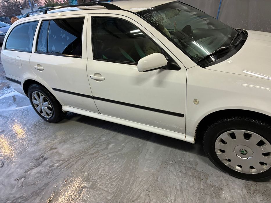 SKODA Octavia 2008 — imagine 3