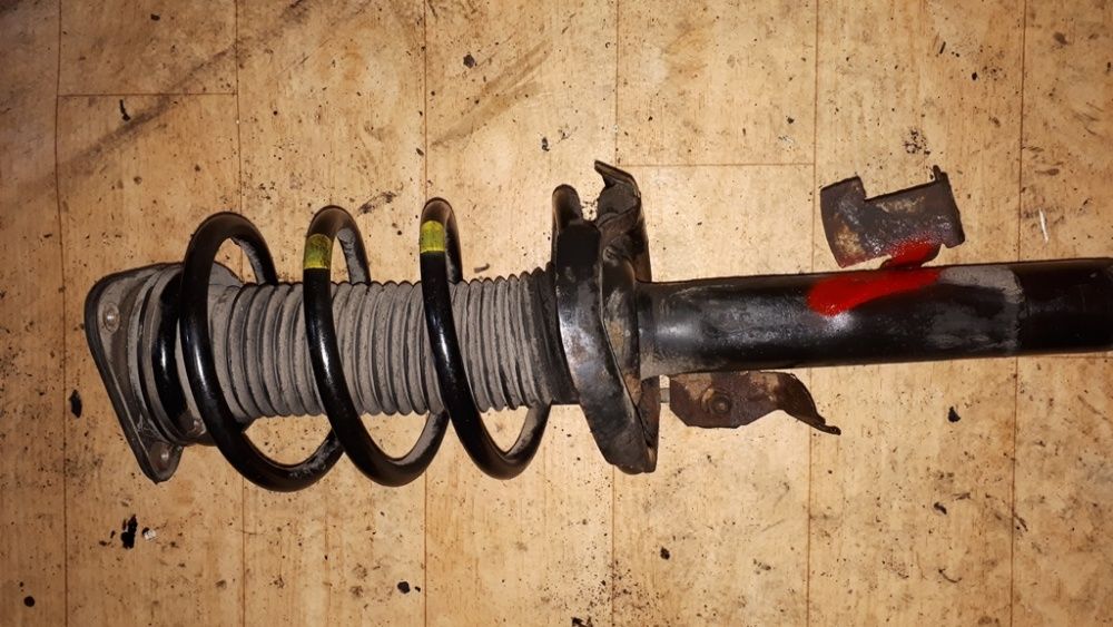 Punte spate Mazda3 Arc Mazda3 Brat Spate Mazda3 Fuzeta Spate Mazda3