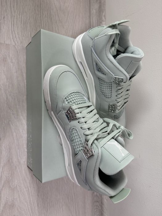Nike Air Jordan 4 Retro Abundance Seafoam Sail Metallic