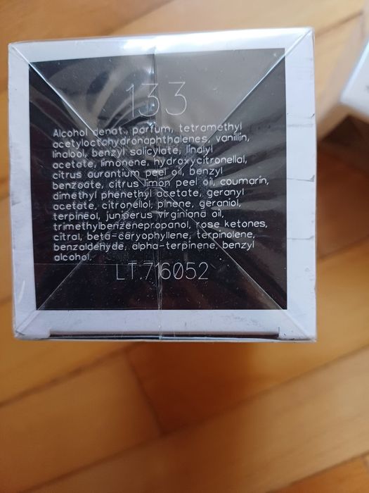 Parfumuri produse în Italia