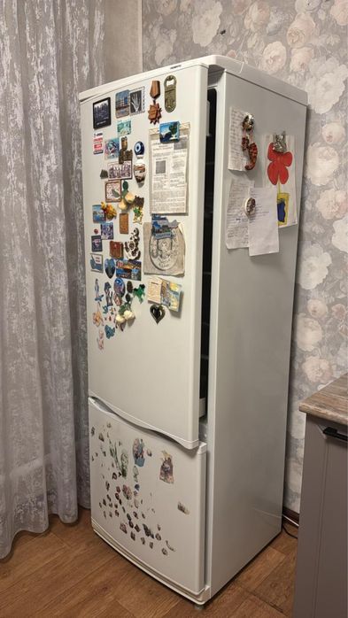 Холодильник на продажу