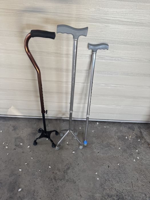 Продам трость продам