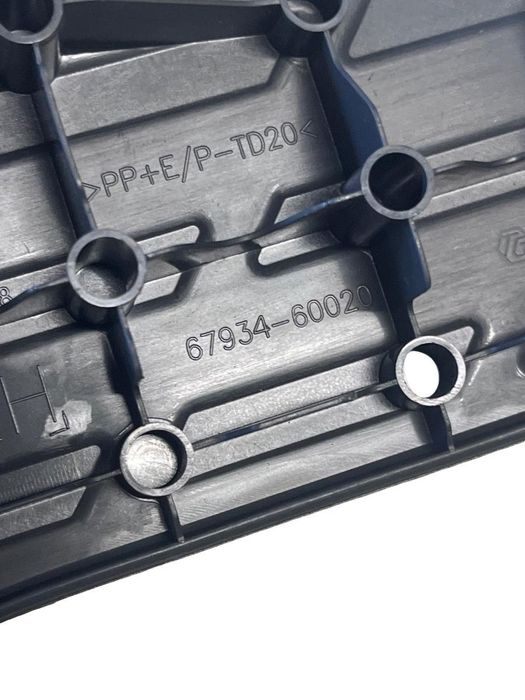 Ornament Prag Stanga Spate Toyota Land Cruiser 150 Trj15_, Kdj15_, Grj15_, Gdj15_ 2009 -> 67934-60020