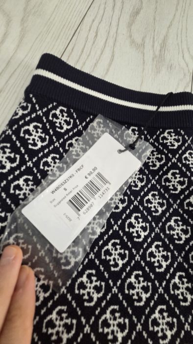 Fusta noua Guess S