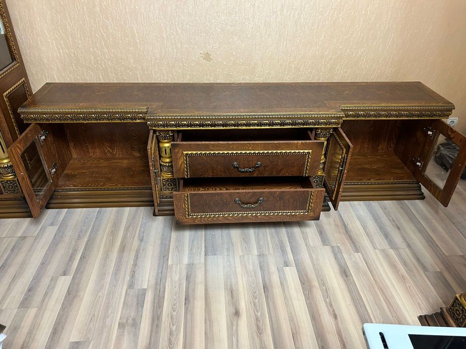 Шкафы, гарнитура