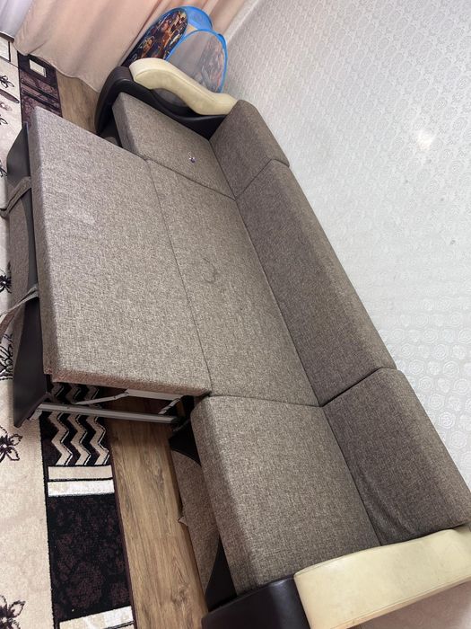 Продам диван 30000