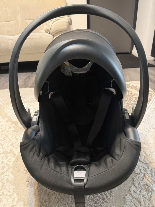 Scoica,Scaun auto plus baza isofix Babyzen BeSafe