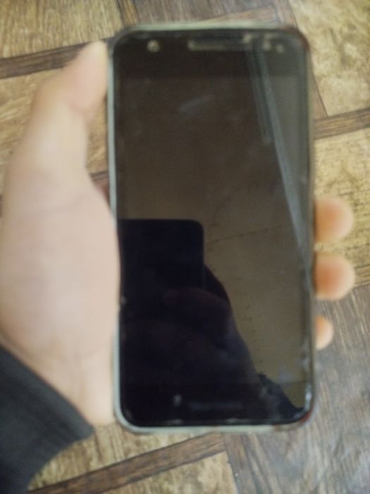 Samsung j2 core sotiladi