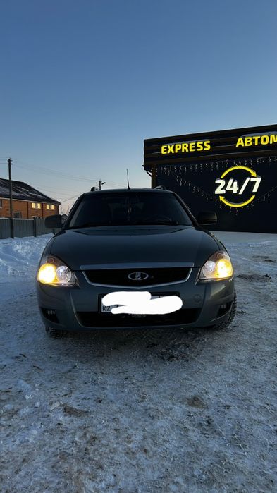 Продам приору универсал 2012 года