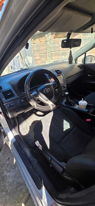 Toyota avensis 1.6 132hp 2013