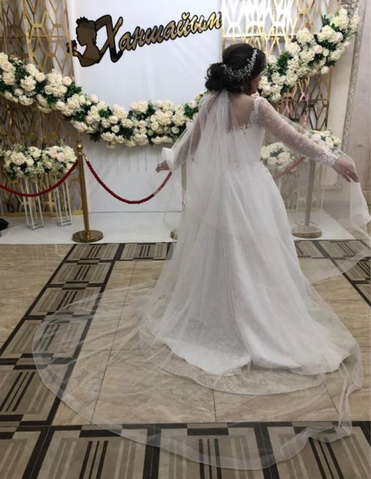 Свадебное платье