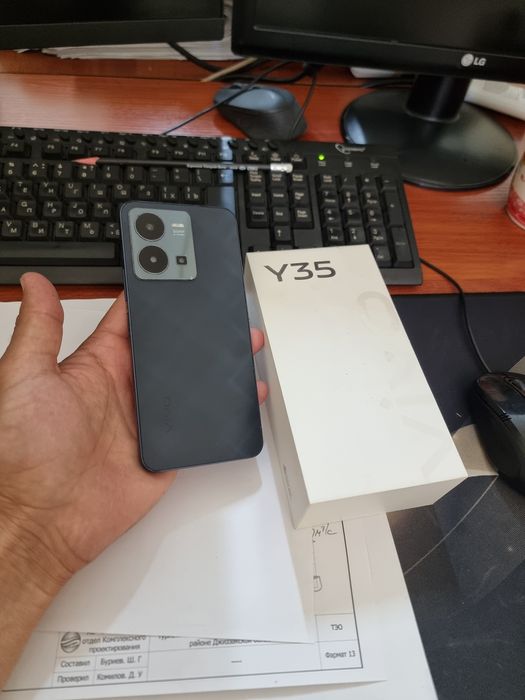 Vivo Y35 5G 128gb iwlawi zur aybi yuq tozza telefon