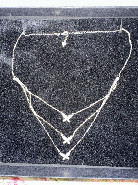 Colier/ Lant argint in 3 culori, fluturi cu strassuri, NOU !