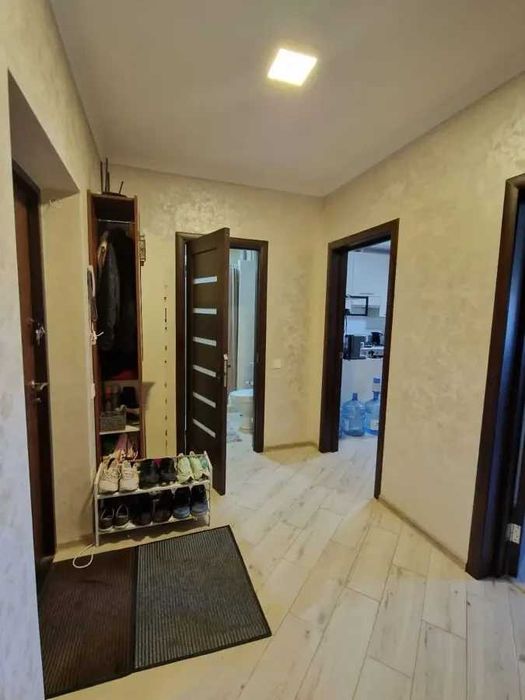 Дава се под наем Двустаен апартамент в София, Зона Б-18 - 65 кв.м за 459 € - Снимка #2