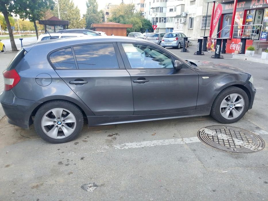 Bmw seria 1 manuala