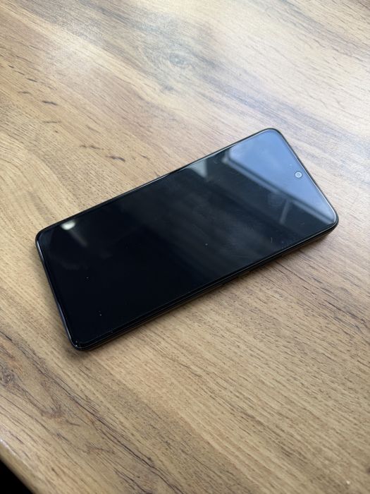 Redmi not 14 sotiladi holati ideal aybi yoq karopka dok