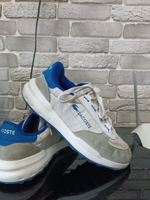 Оригинальные кроссы Lacoste