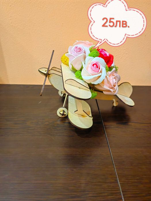 Цветни кошнички със сапунени цветя и скандинавски мъх