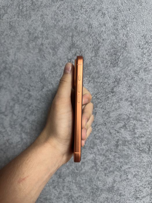 Продам iPhone 17 Pro 256ГБ 100% АКБ есим