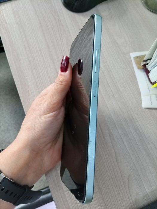 Продам Redmi 15c