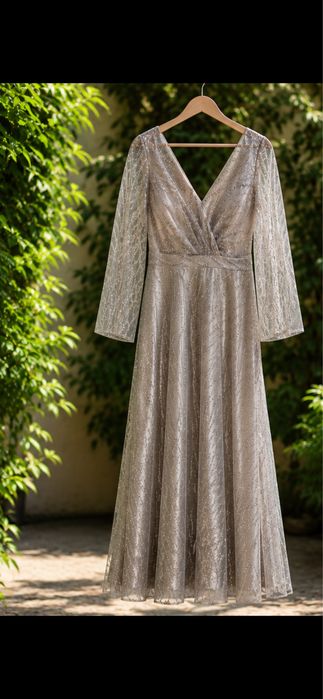Rochie de seară cu sandale