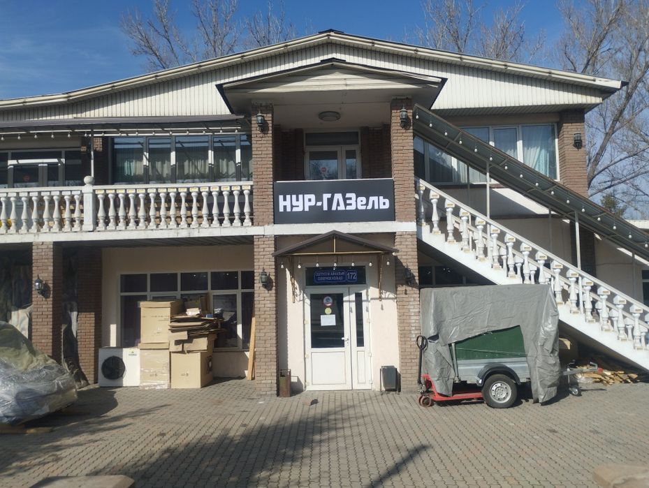 Сдам в аренду помещение 240 кв.