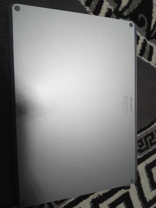 Laptom Microsoft surface 4
