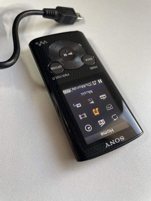 MP3 Player Audio SONY Walkman NWZ-E384 Cu Radio