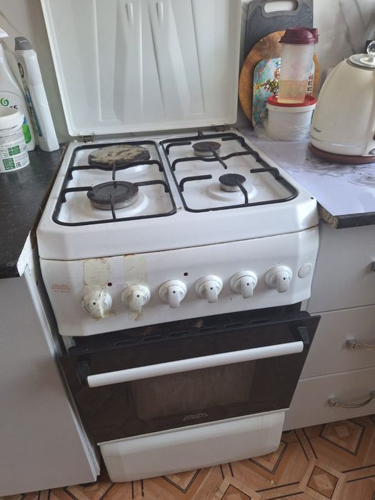 газ плита. состояние среднек