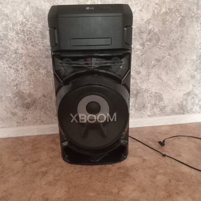 колонка LG XBOOM